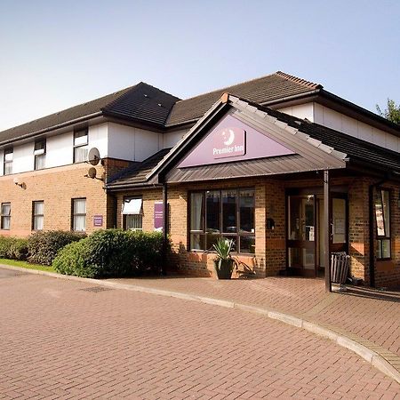 Premier Inn Cardiff City South Exterior photo