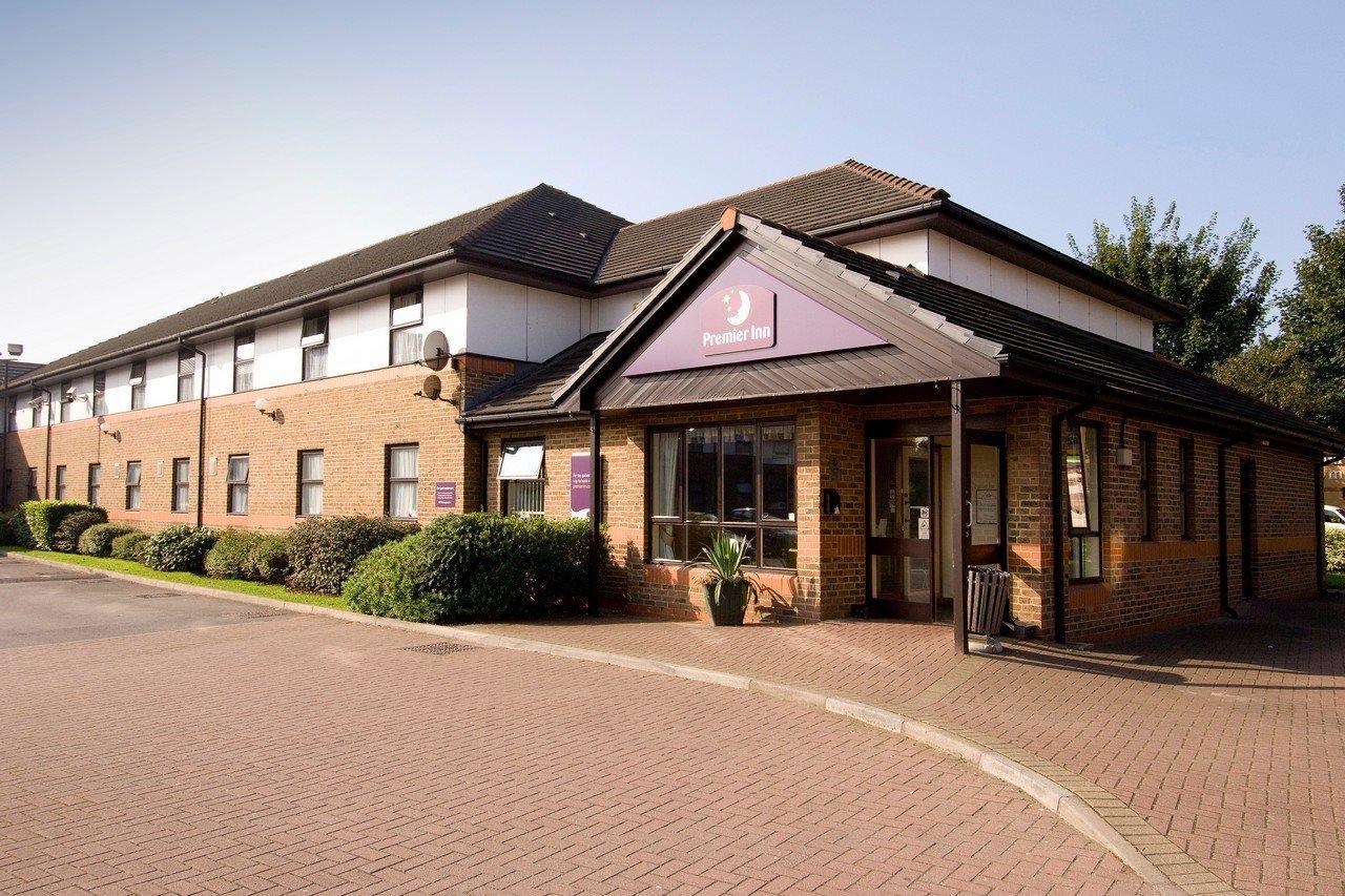 Premier Inn Cardiff City South Exterior photo